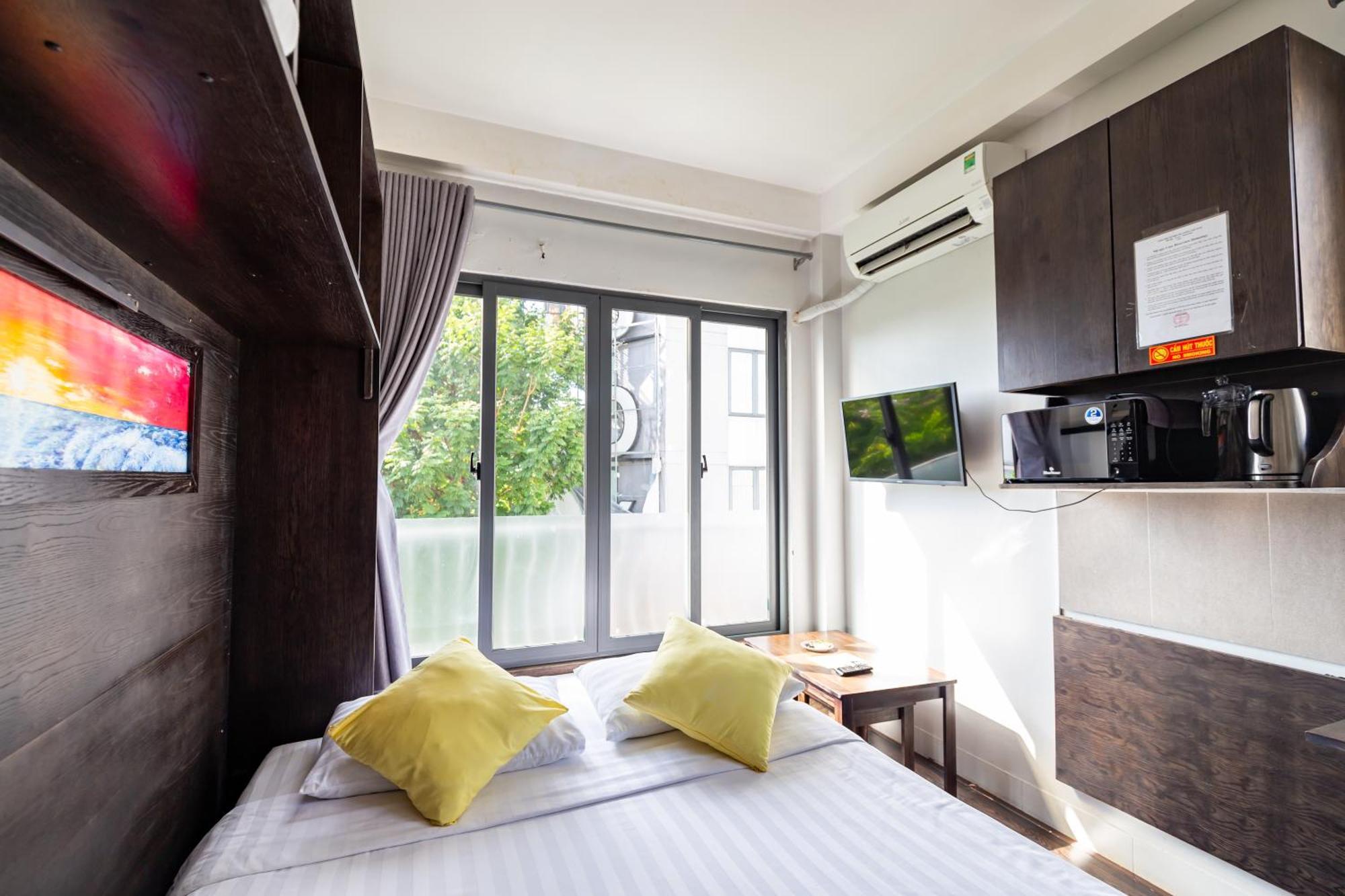 Cozy Riverview Of Livinginn Хошимін Екстер'єр фото